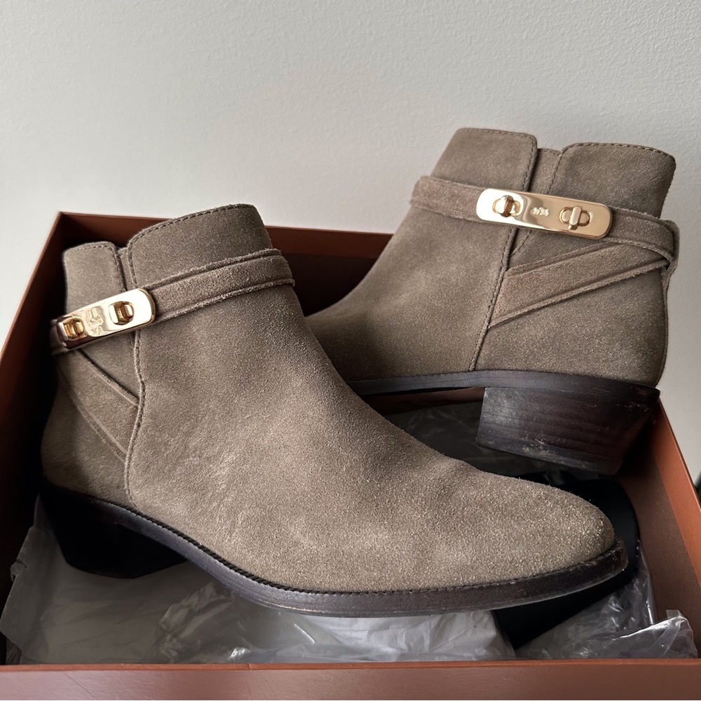 Coach Suede Ankle Boots Size 6.5